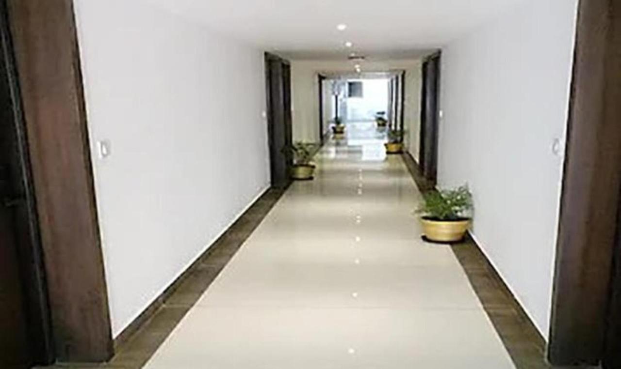 Fabhotel Prime D Chandlier Kochi Exterior photo